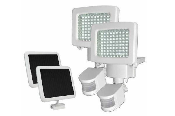 Image of solar powered motion activiated floodlight kit